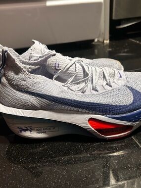 Nike Alphafly 3 women’s size 9 only worn once for 1.5 miles!!